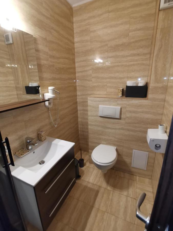 Bellavista Brasov Hotel Săcele Екстериор снимка