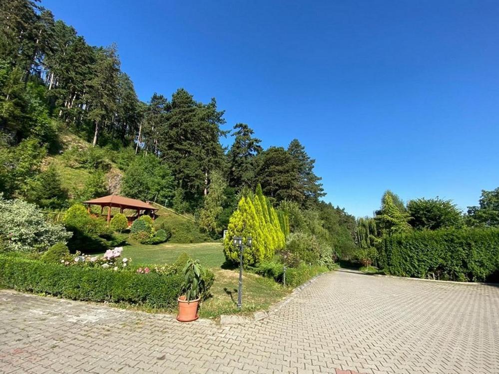 Bellavista Brasov Hotel Săcele Екстериор снимка