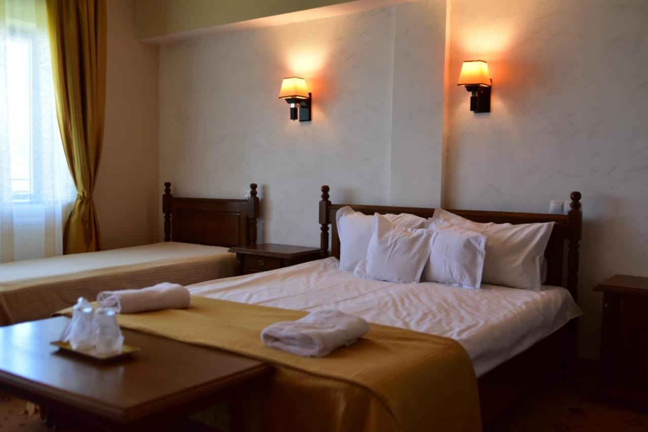 Bellavista Brasov Hotel Săcele Екстериор снимка