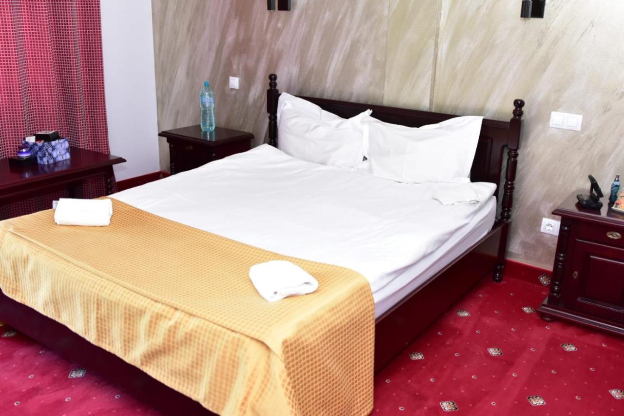 Bellavista Brasov Hotel Săcele Екстериор снимка