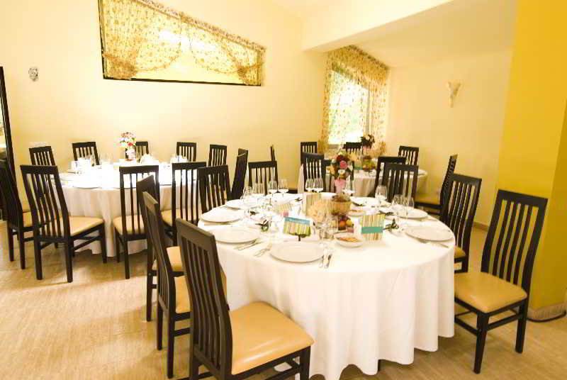 Bellavista Brasov Hotel Săcele Екстериор снимка