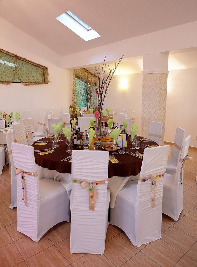 Bellavista Brasov Hotel Săcele Екстериор снимка