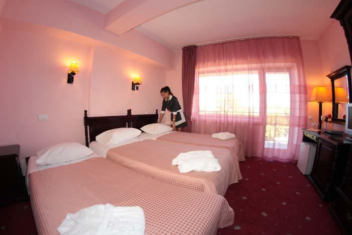 Bellavista Brasov Hotel Săcele Екстериор снимка